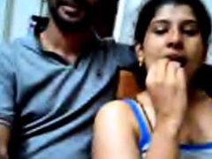 Desi couple loves flashing on webcam