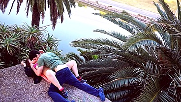 4K Real outdoor sex young couple fucking in the park