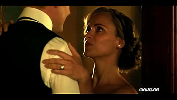 Christina Ricci - Z The Beginning Of Everything - S01E04