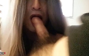 Cute colombian cd sucking cock and gets beautifull facial