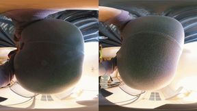 3DVR180 SUFEI_s POV on the buttocks humiliated and crushed the dwarf