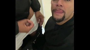 ORGIA BAREBACK COM VARIOS MACHOS NO WC DEPOIS DO SERVI&Ccedil_O.