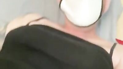 Amateur lad strokes his willy in this close-up video