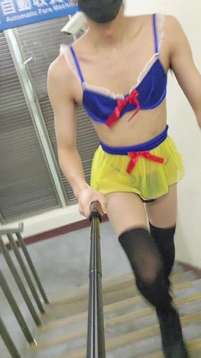 Snow White Exhibitionist Ep2