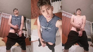 Chacal masturbandose hasta correrse