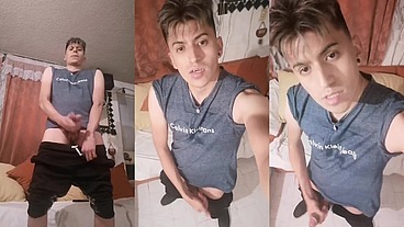 Chacal masturbandose hasta correrse