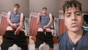 Chacal masturbandose hasta correrse