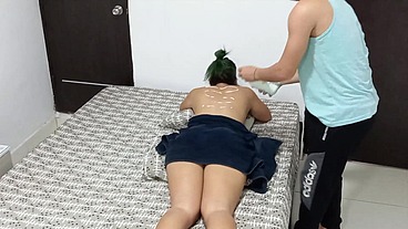 MIS AMIGAS ME RECOMENDARON UN SPA DELICIOSO Y YA QUIERO VENIR OTRA VEZ POR LA POLLA DEL MISMO MASAJISTA-historia completa-