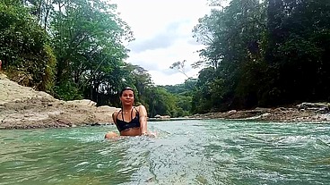 TS Angelique - Hard cum in a tropical river