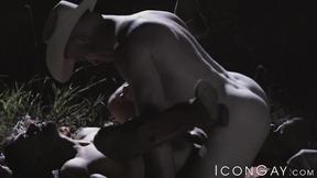 ”Shaft hungry Casey Everett fucked bareback after outdoor BJ”