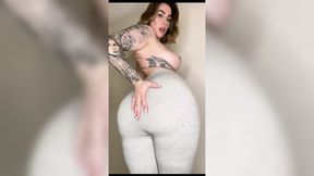 Big Ass&#x1F351; Paige Turnah Flirts W/Ass&#x1F351; in Yoga Pants Then Drops Them for Solo Sex Sesh