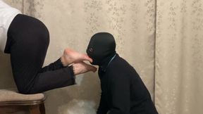 Ignoring Her Foot Slave - Foot Worship