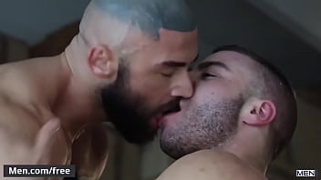 (Diego Reyes, Francois Sagat) - Hearts Desire - Trailer preview - Men.com