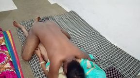Saw the Neighbor Sister-in-law Taking a Bath