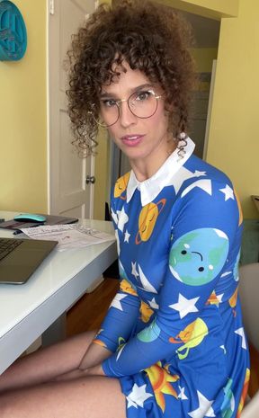 Ms. Jizzle Does Another Fun Video + Voice Note Combo!