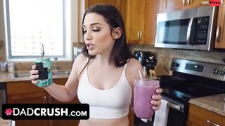 Dad Crush - Fitness Hottie Motivates Her Lazy Stepdad To Live More Healthy With Her Juicy Cunt