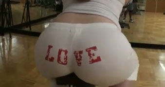 Awesome booty of a white amateur nerdy girl from behind