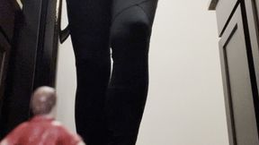 Giantess Maven finds a hungry Tiny intruder