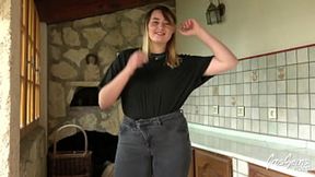 French blonde Davina shows off her anal skills