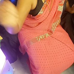 Pink saree seduction by tamil mum