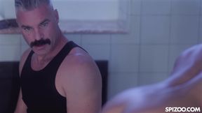 Busty Babe Ember Snow Is Looking For An Amazing Fuck