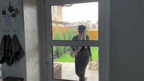 A clumsy thief (mp4)