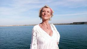 ”Eva's farewell tour, 70 years old!”