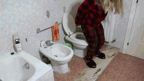 Morning Toilet 4 AVI (1920x1080) FHD