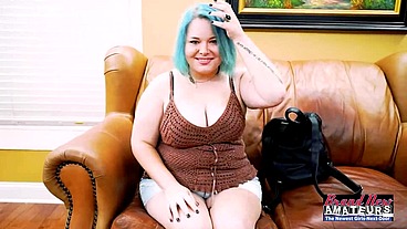 Super Horny & Chubby Dixie Never Refuses To Drain & Suck Dicks!