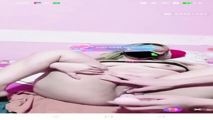 84481402 LEMONADE Mango Live