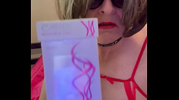 CD Nikki sex red bra smoking Capris