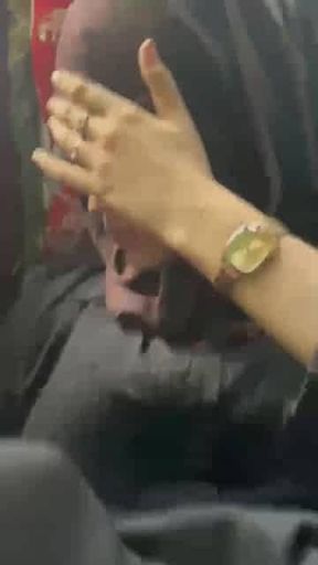 Di rumah ayang percakapan