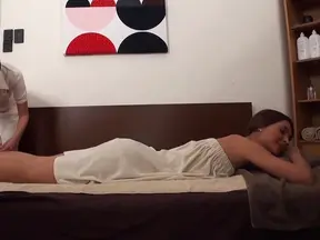 Kohaku Uta enjoying a sensual lesbian fuck