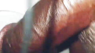 Preto – gays com pênis enormes dando o cu