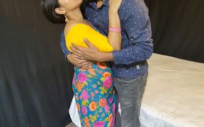 Very Horny Couple Lifted Her Wife and Fingering