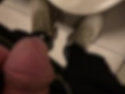 おしっこが止まらない　素人男子露出　I can't stop peeing. Amateur male exposure.