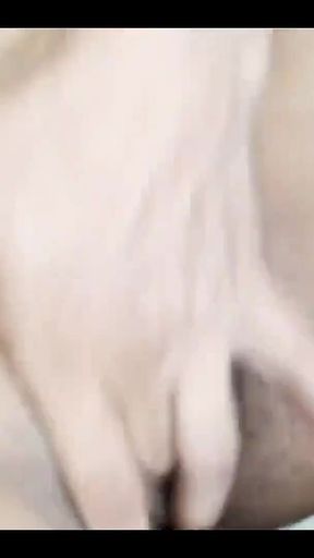 The Amateur Porn Video of the Girlfriend Fingering Herself Became an Overnight Sensation on the Internet