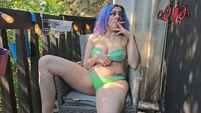 BIKINI SMOKING AND FLASHING