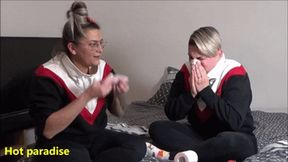 58 female sneezes (Solaine, Miley, Yummy Noun's & Chloé) HD - WMV