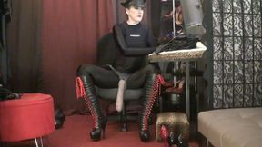 Mistress Vivian Private Show