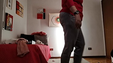 Farts, an Orange Bulb, and the Odd Insertion That Brought Laughter to Her Video Channel