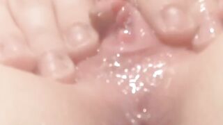 Juniper Rose Squirts and Fucks Twat With Glass Vibrator