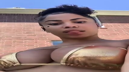 Ebony huge tits:  Her mega folder, 67 free vids, enoy bros =  https://rentry.co/wsgdd79k