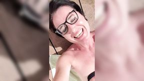Hot milf Julie enjoys big dildos in her tight ass&#x1F351;