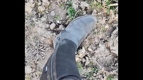 CAVALI&Ecirc_RE SADIQUE - L&Ecirc_CHE MES BOTTES SALES Mets toi &agrave_ genou devant ta ...