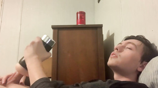 SUPER-FUCKING-HOT Teenie Stud with DEEP Voice Screams while using Fleshlight, Pull out before Jizzing