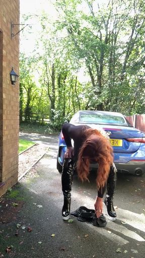 Sexy Crossdresser Kellycd2022 in Sexy Black Body Stocking and Thigh High Boots