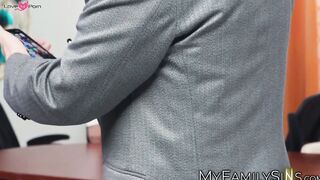 Slutty Vanessa Sky offers her asshole for hardcore office pounding