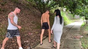Colombian MILF invites us to eat in exchange for fucking her ass hard