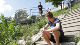 Avsugning, ansiktsprut, barbacka, knullande, trångt hål – unga tonåringen Curtis Cameron, enorm kuk blir analt knullad